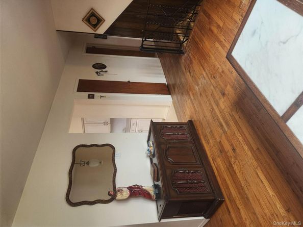 47 15th Avenue, West Babylon NY 11704