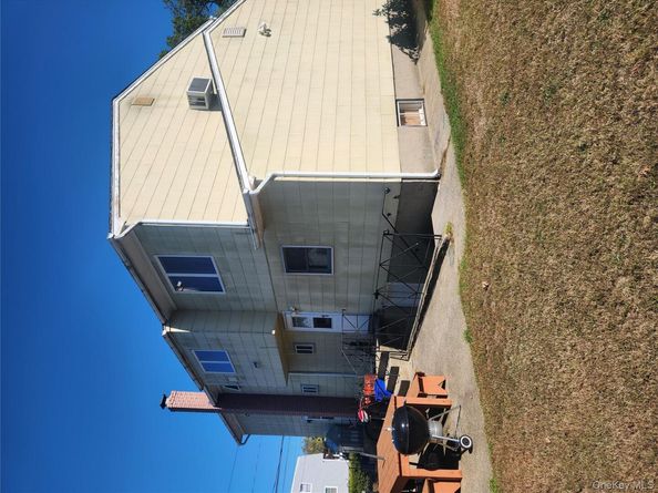 47 15th Avenue, West Babylon NY 11704