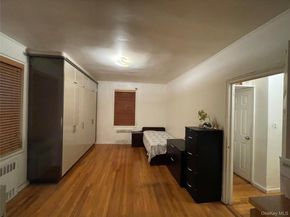 63-60 102nd Street D7, Rego Park NY 11374