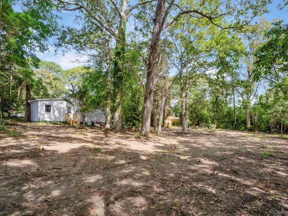 36 Kensington Avenue, Selden NY 11784
