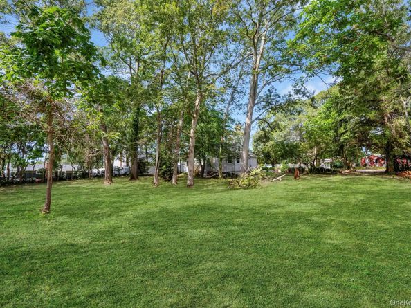 36 Kensington Avenue, Selden NY 11784