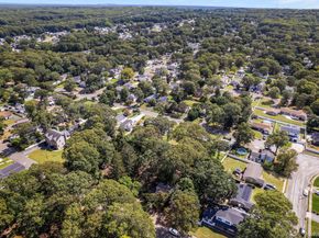 36 Kensington Avenue, Selden NY 11784