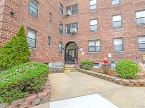 140-14 28th Road 1A, Flushing NY 11354