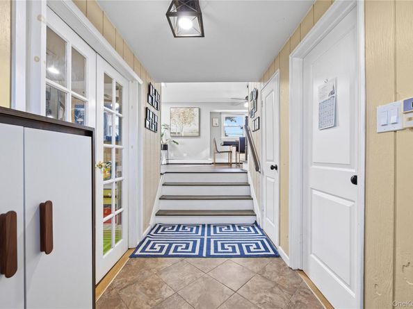 38 Oxford Road, Old Bethpage NY 11804