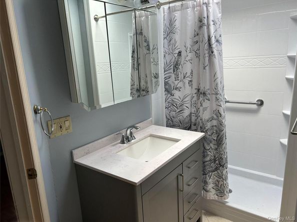 20 E Shore Drive, Patchogue NY 11772