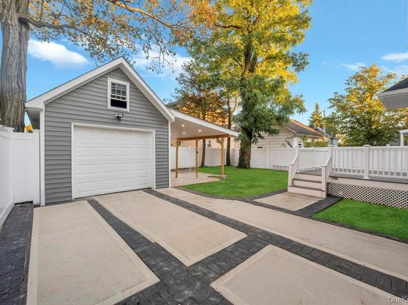 99 N Corona Avenue, Valley Stream NY 11580