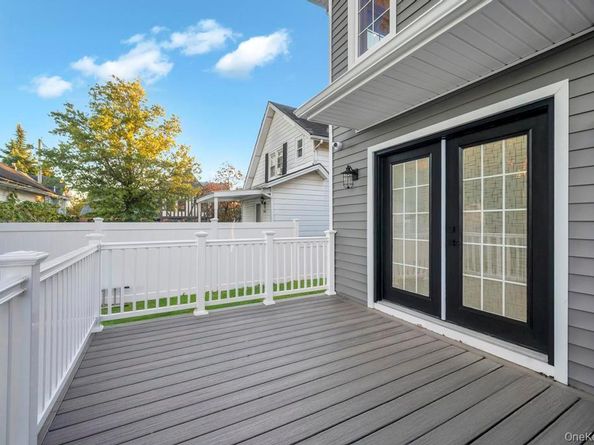 99 N Corona Avenue, Valley Stream NY 11580