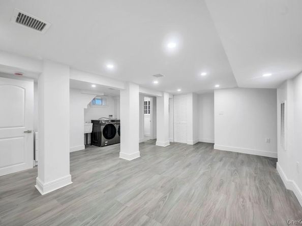 99 N Corona Avenue, Valley Stream NY 11580