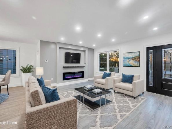 99 N Corona Avenue, Valley Stream NY 11580