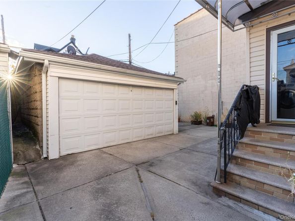 10112 115th Street, Richmond Hill S. NY 11419