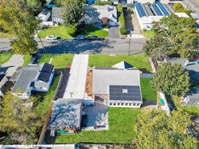 11 W 2nd Street, Deer Park NY 11729