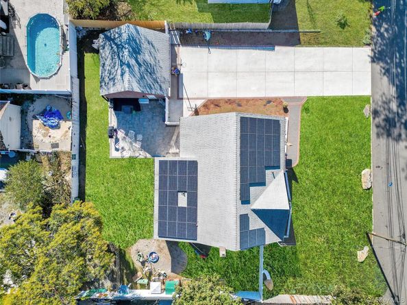 11 W 2nd Street, Deer Park NY 11729