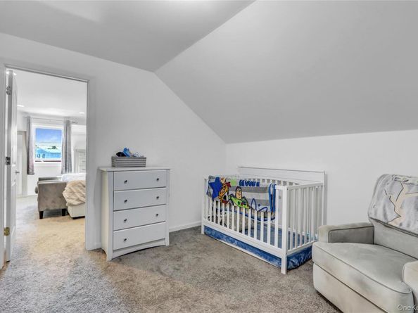 11 W 2nd Street, Deer Park NY 11729