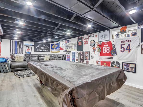 11 W 2nd Street, Deer Park NY 11729