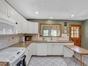 11 W 2nd Street, Deer Park NY 11729