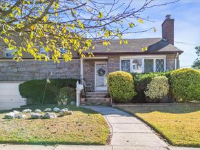 184 Independence Avenue, Freeport NY 11520