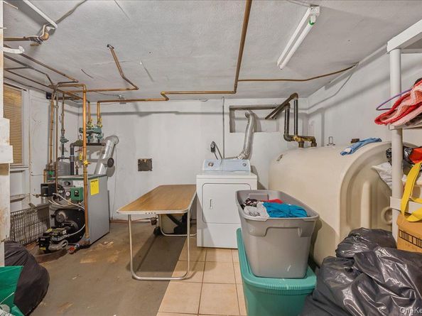 184 Independence Avenue, Freeport NY 11520