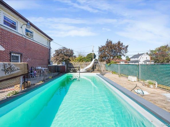 184 Independence Avenue, Freeport NY 11520