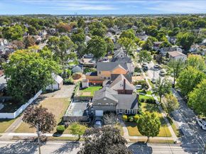 184 Independence Avenue, Freeport NY 11520