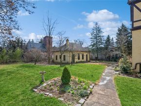180-24 Grand Central Parkway, Jamaica Estates NY 11432