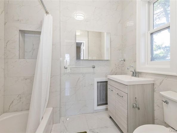 180-24 Grand Central Parkway, Jamaica Estates NY 11432