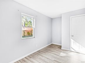18 Central Parkway, Medford NY 11763
