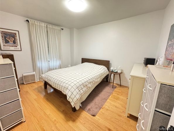 148-09 Northern Blvd 3B, Flushing NY 11354