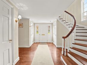 25 Moore Road, Bronxville NY 10708