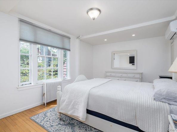 306 Burns Street, Forest Hills NY 11375