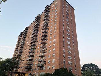 825 Morrison Avenue