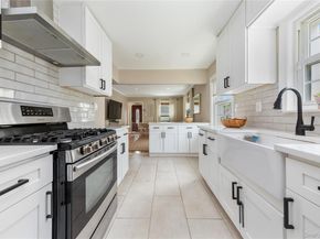 11 Dewitt Street, Valley Stream NY 11580