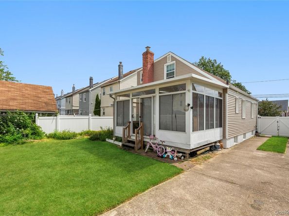 11 Dewitt Street, Valley Stream NY 11580