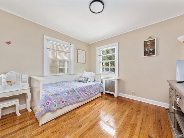 11 Dewitt Street, Valley Stream NY 11580