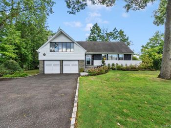5 Woods Lane