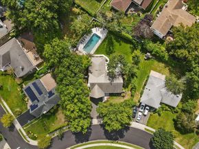 5 Woods Lane, Roslyn NY 11576