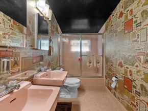 5 Woods Lane, Roslyn NY 11576