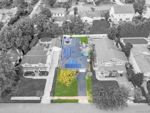 2327 Cleveland Street, Bellmore NY 11710