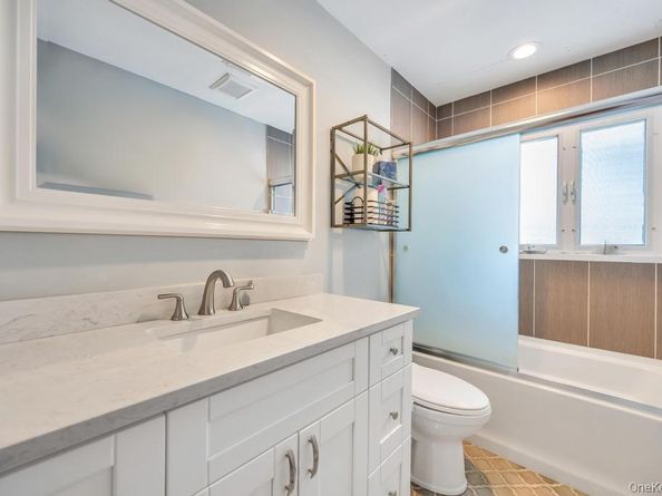 2327 Cleveland Street, Bellmore NY 11710