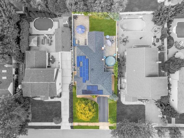 2327 Cleveland Street, Bellmore NY 11710