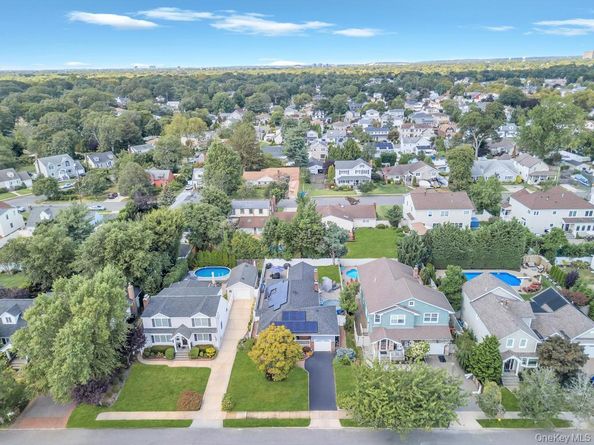 2327 Cleveland Street, Bellmore NY 11710