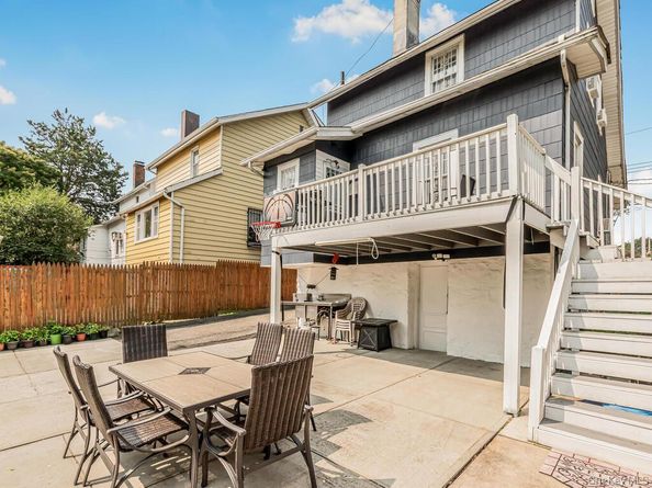 3992 Rombouts Avenue, Bronx NY 10466