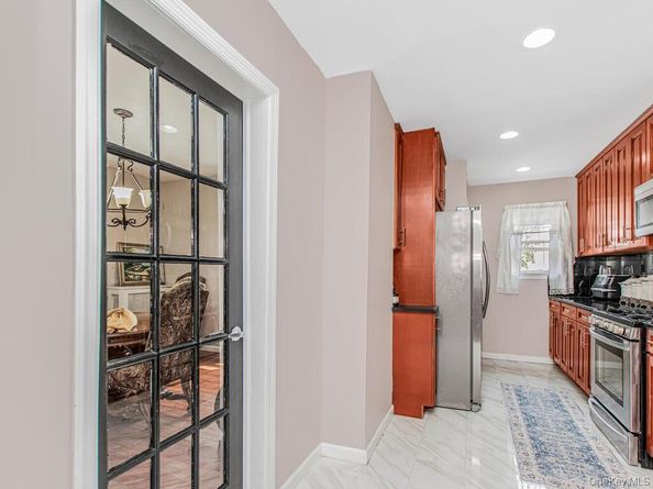 3992 Rombouts Avenue, Bronx NY 10466