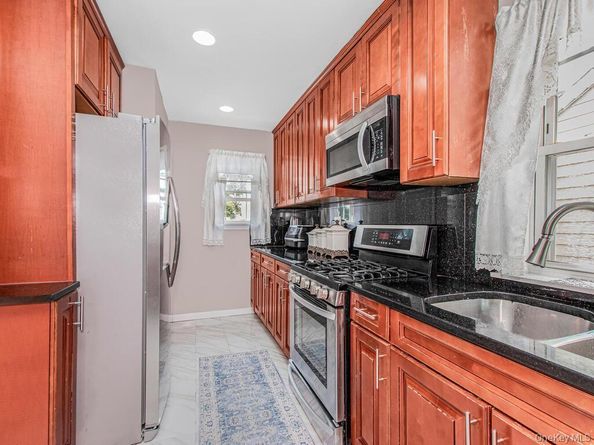 3992 Rombouts Avenue, Bronx NY 10466