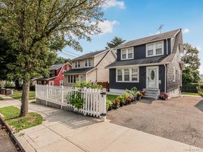 3992 Rombouts Avenue, Bronx NY 10466