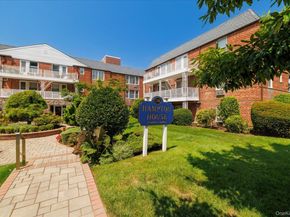 120 Morris Avenue A19, Rockville Centre NY 11570