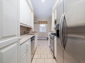 120 Morris Avenue A19, Rockville Centre NY 11570