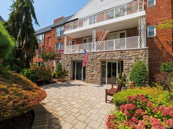 120 Morris Avenue A19, Rockville Centre NY 11570