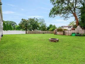 3 Vine Haven Lane, Commack NY 11725