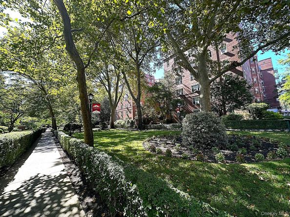 77-15 113th Street 5J, Forest Hills NY 11375