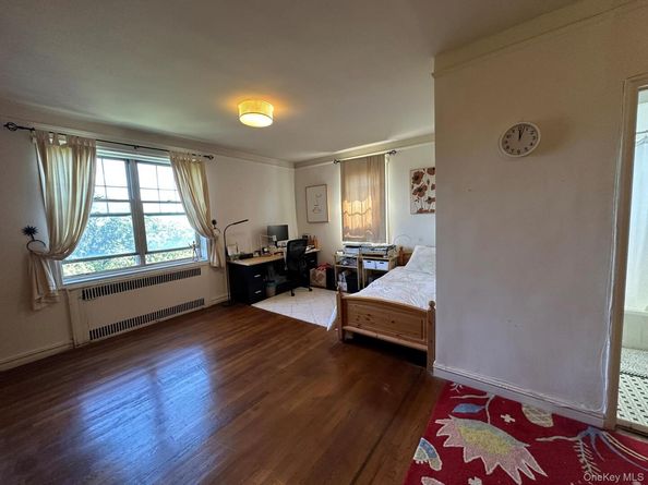 77-15 113th Street 5J, Forest Hills NY 11375